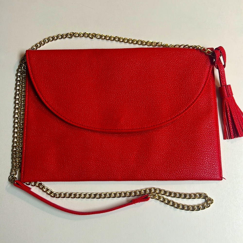NWOT❤️MUD PIE Sleek Red Bag Purse Clutch with Gold Chain & Tassel